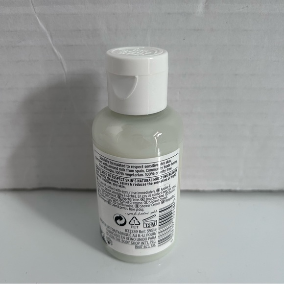 The Body Shop Almond Milk & Honey Treats Cube 3-pc Giftset - Picture 4 of 13